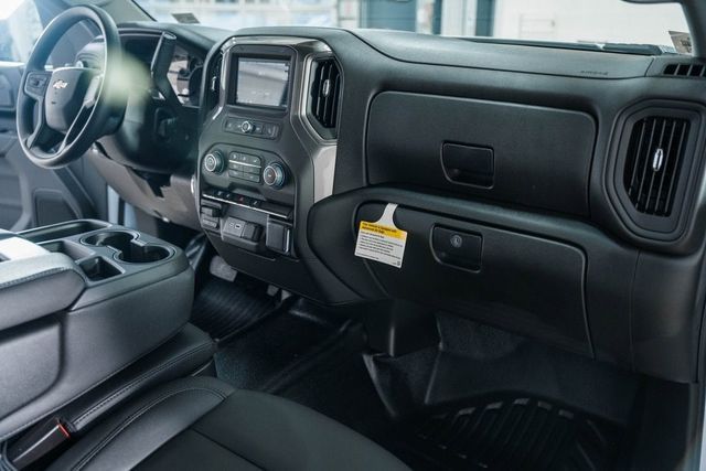 2025 Chevrolet Silverado 3500 HD WT - 22868310 - 30