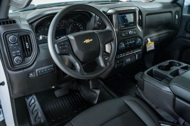 2025 Chevrolet Silverado 3500 HD WT - 22868310 - 31