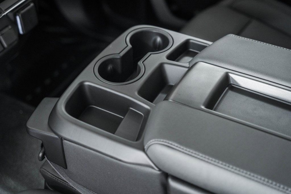 2025 Chevrolet Silverado 3500 HD WT - 22868310 - 40