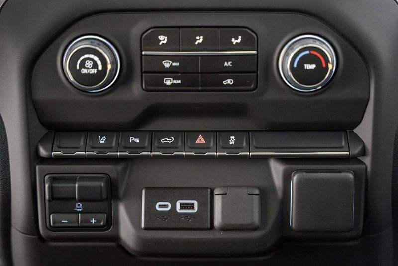 2025 Chevrolet Silverado 3500 HD WT - 22951138 - 31