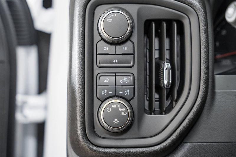 2025 Chevrolet Silverado 3500 HD WT - 22951138 - 41