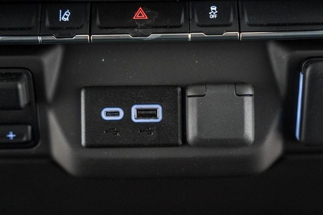 2025 Chevrolet Silverado 3500 HD WT - 22954951 - 25