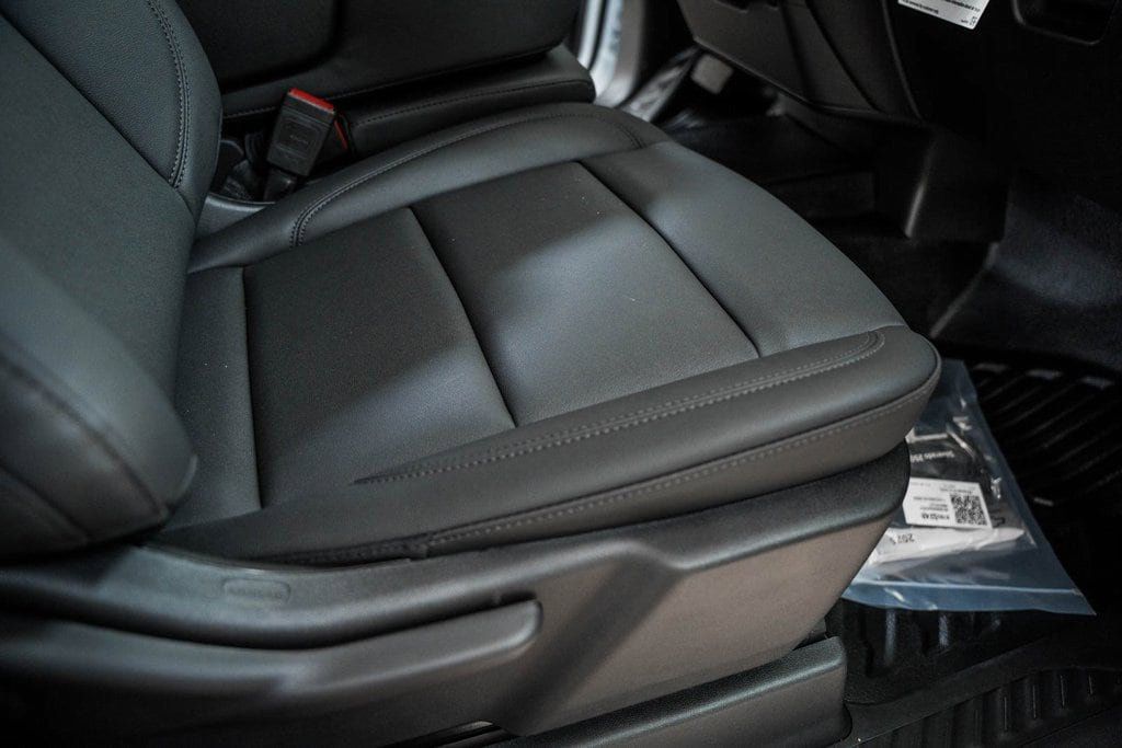 2025 Chevrolet Silverado 3500 HD WT - 22954951 - 33