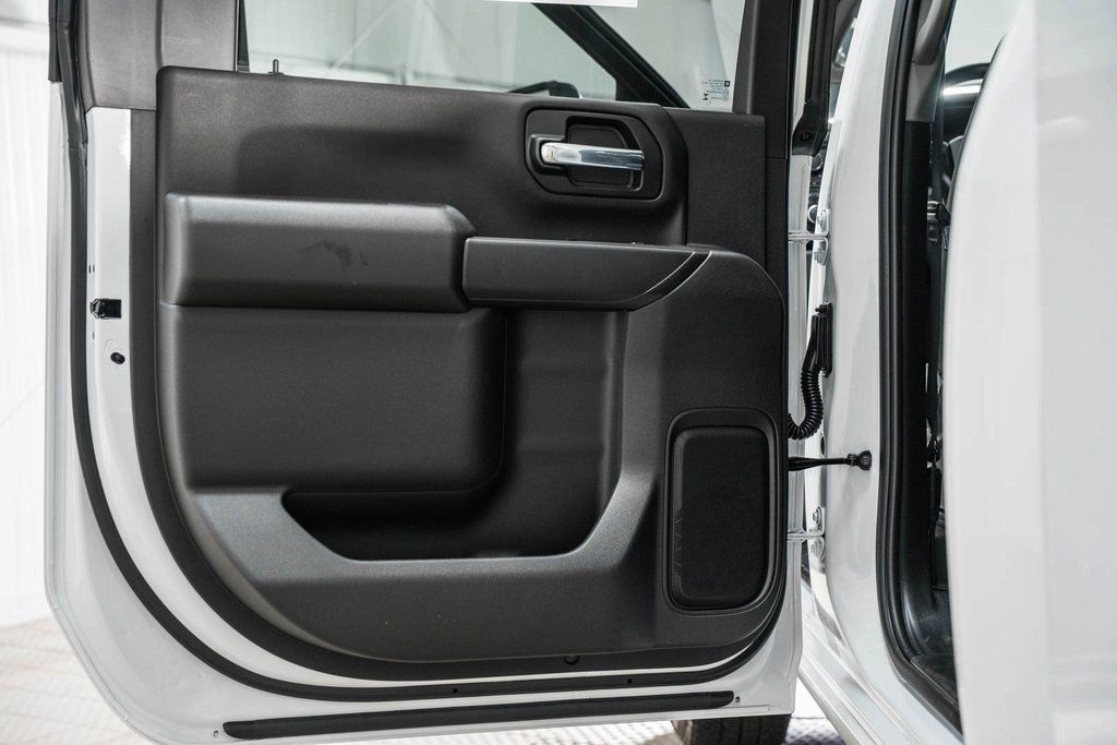 2025 Chevrolet Silverado 3500 HD WT - 22954951 - 35