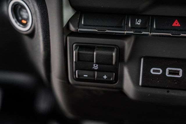 2025 Chevrolet Silverado 3500 HD WT - 22959309 - 31