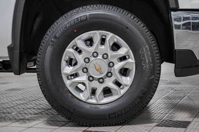 2025 Chevrolet Silverado 3500 HD WT - 22974748 - 18