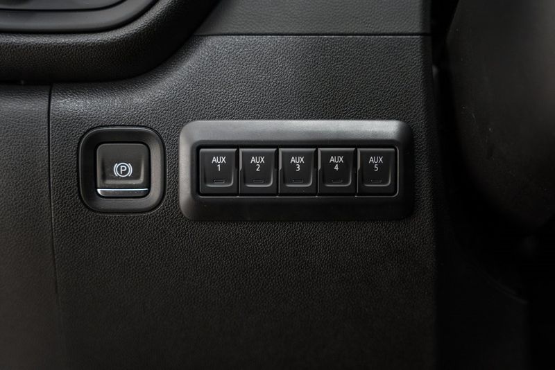 2025 Chevrolet Silverado 3500 HD WT - 22974748 - 42