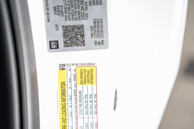 2025 Chevrolet Silverado 3500 HD WT - 22974748 - 43