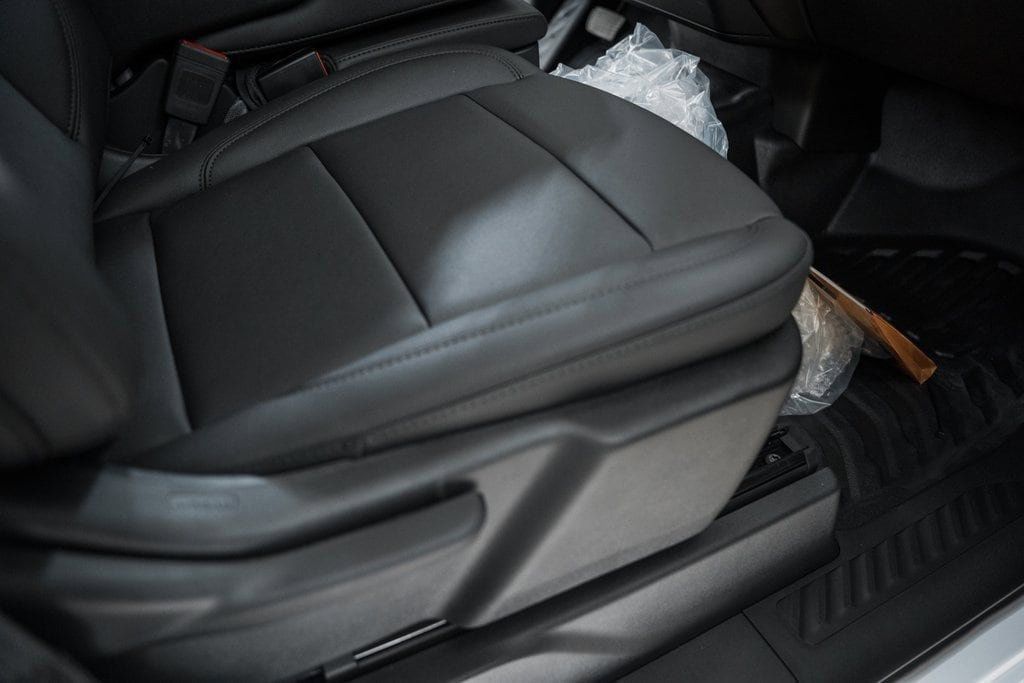 2025 Chevrolet Silverado 3500 HD WT - 22992120 - 33