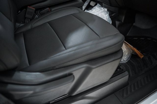 2025 Chevrolet Silverado 3500 HD WT - 22992120 - 33