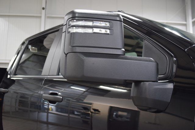 2025 Chevrolet Silverado 3500 HD Chassis Cab Work Truck - 22868322 - 17