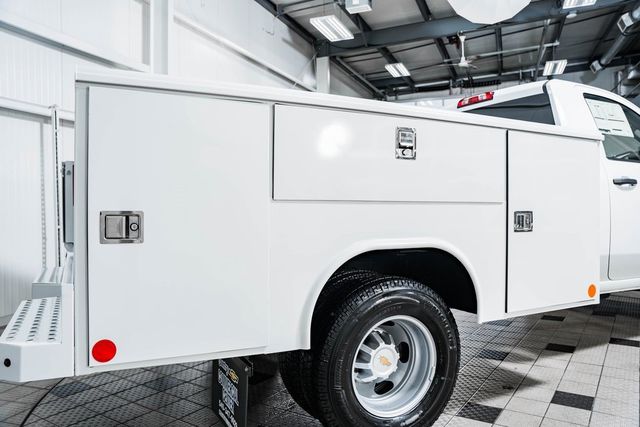 2025 Chevrolet Silverado 3500 HD Chassis Cab Work Truck - 22868323 - 23