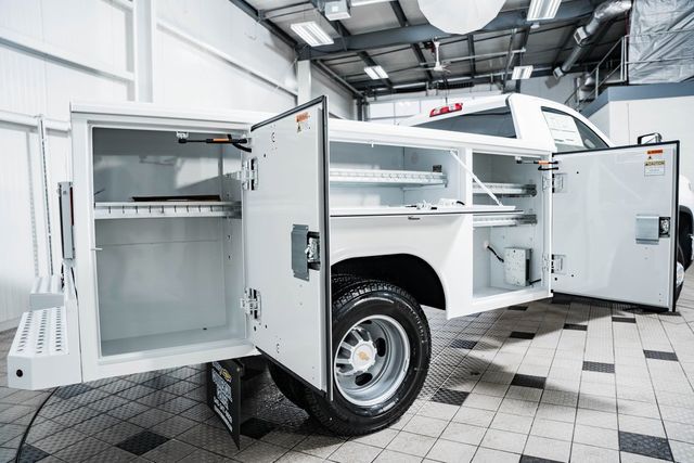 2025 Chevrolet Silverado 3500 HD Chassis Cab Work Truck - 22868323 - 25