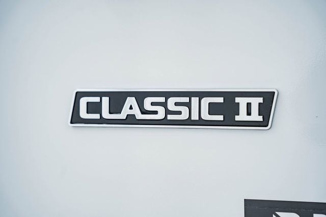 2025 Chevrolet Silverado 3500 HD Chassis Cab Work Truck - 22868323 - 28