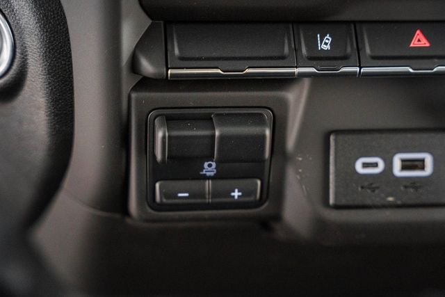 2025 Chevrolet Silverado 3500 HD Chassis Cab Work Truck - 22868323 - 39