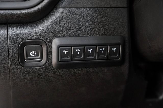 2025 Chevrolet Silverado 3500 HD Chassis Cab Work Truck - 22868323 - 51