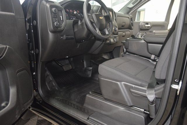 2025 Chevrolet Silverado 3500 HD Chassis Cab Work Truck - 22868324 - 29