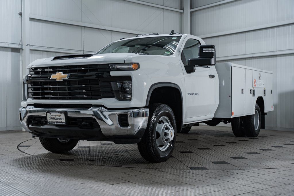 2025 Chevrolet Silverado 3500 HD Chassis Cab Work Truck - 22868329 - 2