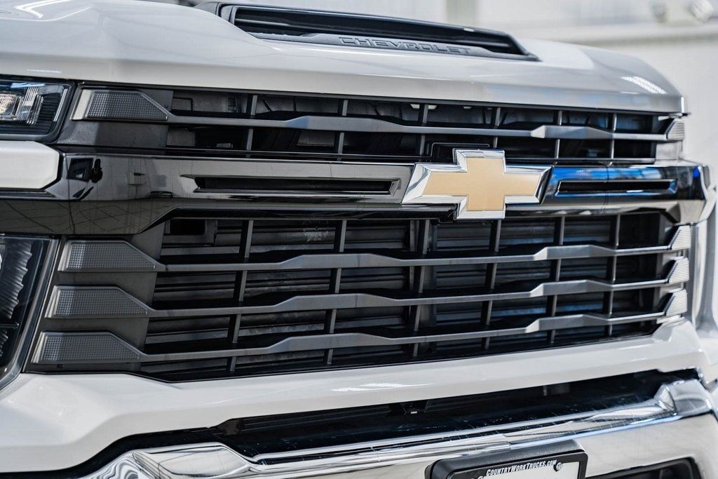 2025 Chevrolet Silverado 3500 HD Chassis Cab Work Truck - 22868337 - 8