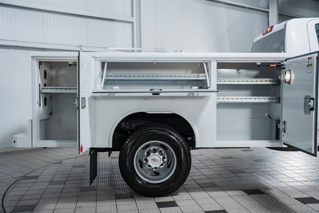 2025 Chevrolet Silverado 3500 HD Chassis Cab Work Truck - 22868338 - 18