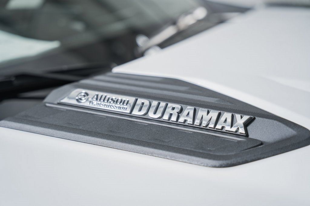 2025 Chevrolet Silverado 3500 HD Chassis Cab Work Truck - 22868340 - 10