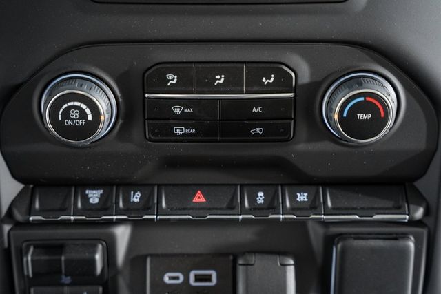 2025 Chevrolet Silverado 3500 HD Chassis Cab Work Truck - 22868340 - 23