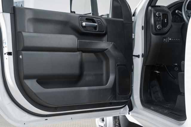 2025 Chevrolet Silverado 3500 HD Chassis Cab Work Truck - 22868340 - 32