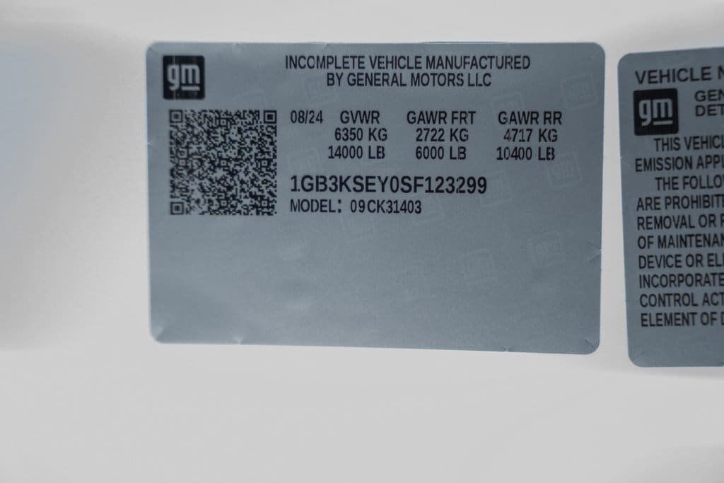 2025 Chevrolet Silverado 3500 HD Chassis Cab Work Truck - 22868340 - 36