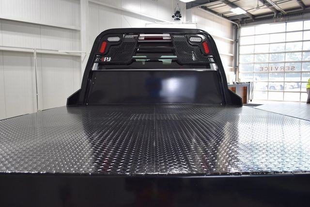 2025 Chevrolet Silverado 3500 HD Chassis Cab Work Truck - 22868343 - 23