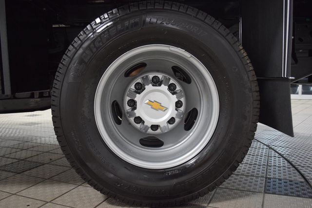 2025 Chevrolet Silverado 3500 HD Chassis Cab Work Truck - 22868343 - 26