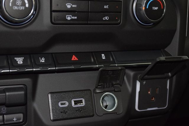 2025 Chevrolet Silverado 3500 HD Chassis Cab Work Truck - 22868343 - 33