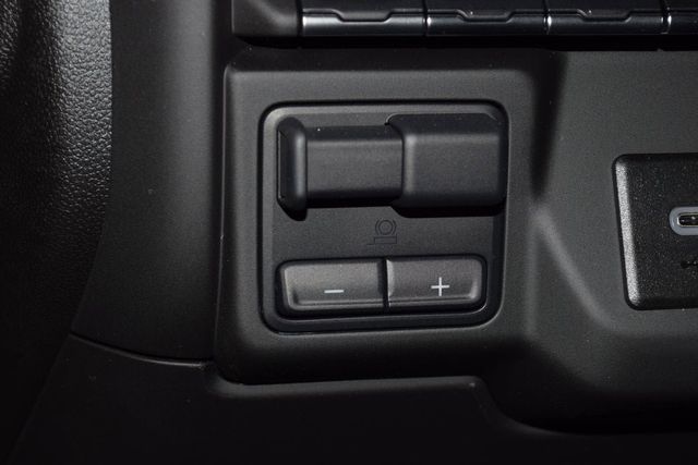 2025 Chevrolet Silverado 3500 HD Chassis Cab Work Truck - 22868343 - 34