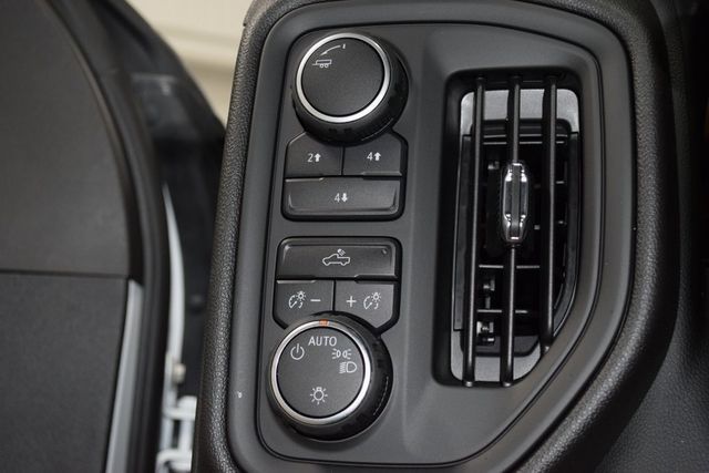 2025 Chevrolet Silverado 3500 HD Chassis Cab Work Truck - 22868343 - 37