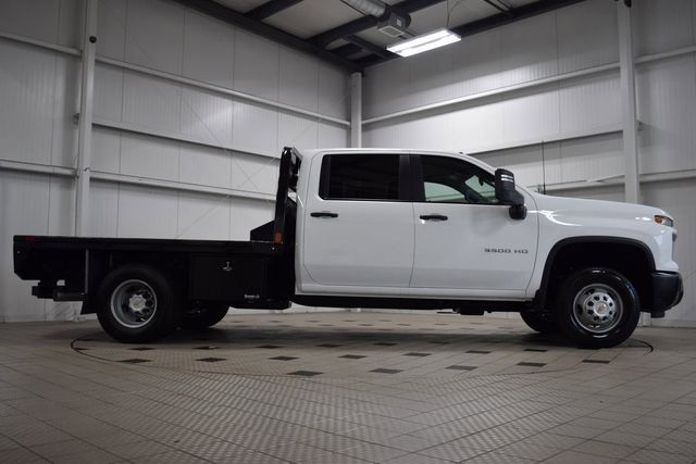2025 Chevrolet Silverado 3500 HD Chassis Cab Work Truck - 22868343 - 8