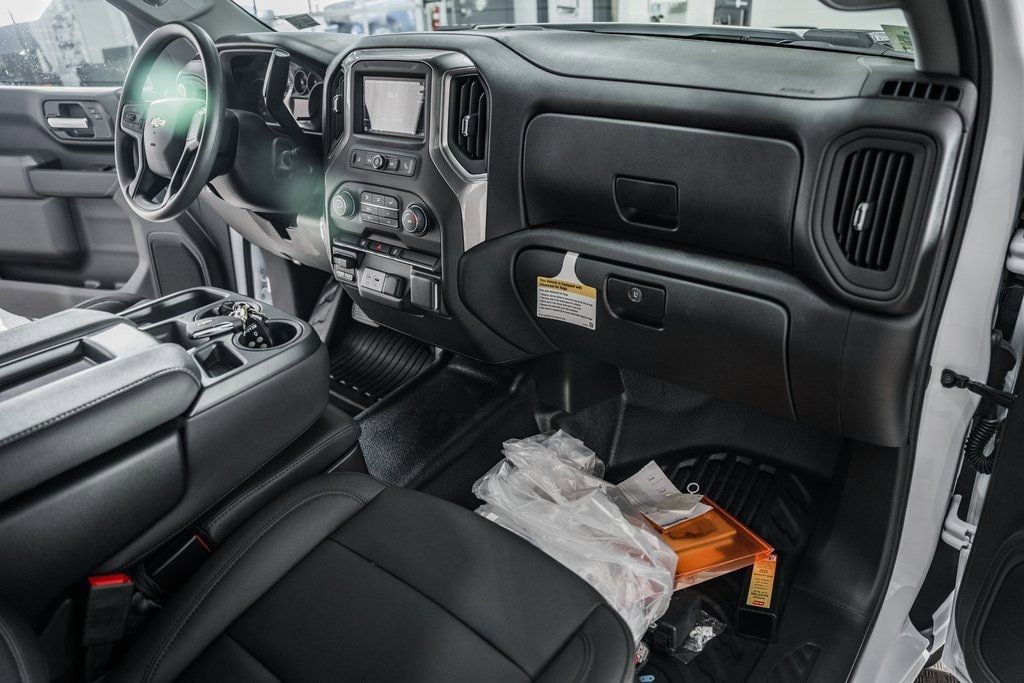 2025 Chevrolet Silverado 3500 HD Chassis Cab Work Truck - 22868348 - 30