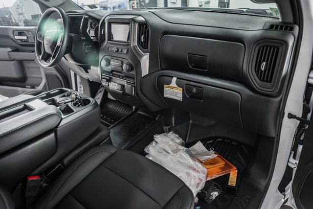 2025 Chevrolet Silverado 3500 HD Chassis Cab Work Truck - 22868348 - 30