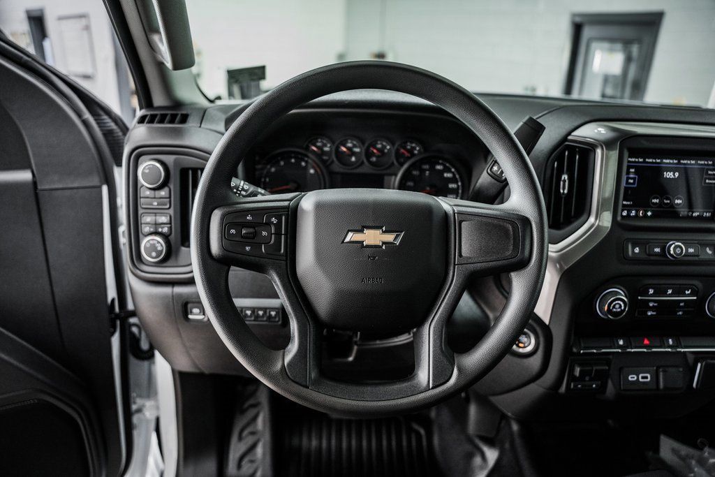 2025 Chevrolet Silverado 3500 HD Chassis Cab Work Truck - 22868348 - 38