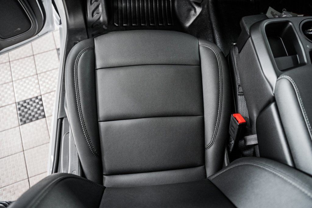 2025 Chevrolet Silverado 3500 HD Chassis Cab Work Truck - 22868348 - 39