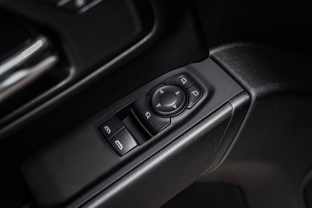 2025 Chevrolet Silverado 3500 HD Chassis Cab Work Truck - 22868348 - 42