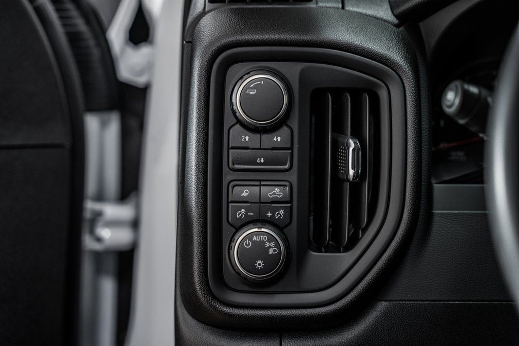 2025 Chevrolet Silverado 3500 HD Chassis Cab Work Truck - 22868348 - 43