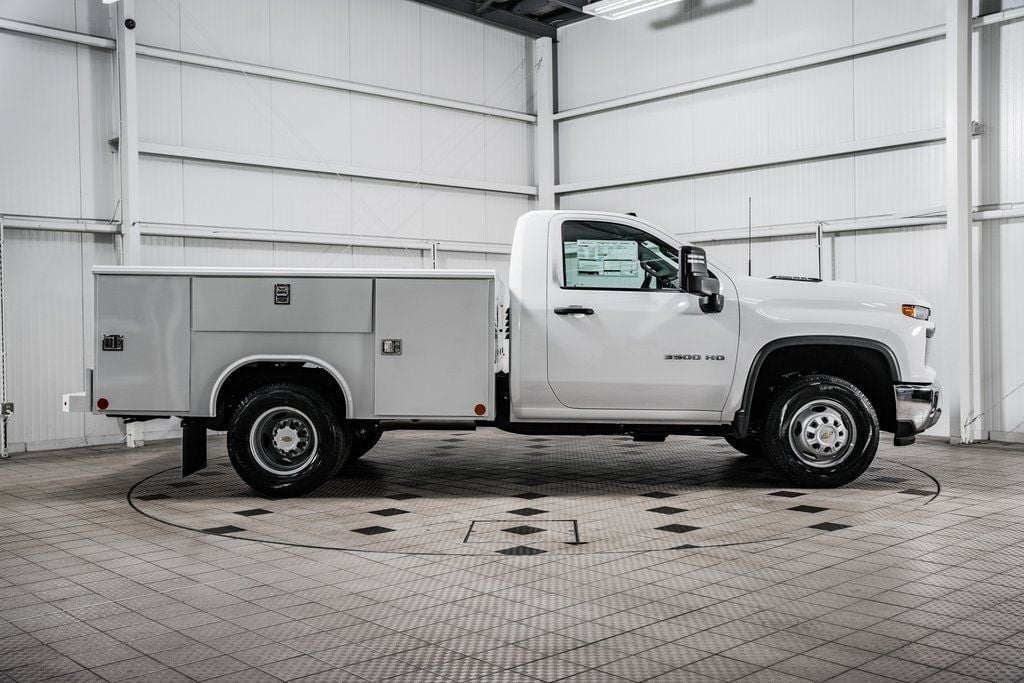 2025 Chevrolet Silverado 3500 HD Chassis Cab Work Truck - 22868350 - 9
