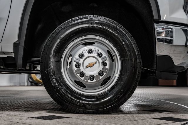 2025 Chevrolet Silverado 3500 HD Chassis Cab Work Truck - 22868350 - 19