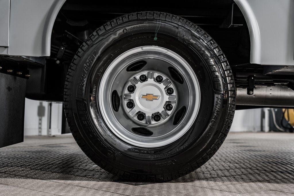 2025 Chevrolet Silverado 3500 HD Chassis Cab Work Truck - 22868350 - 21