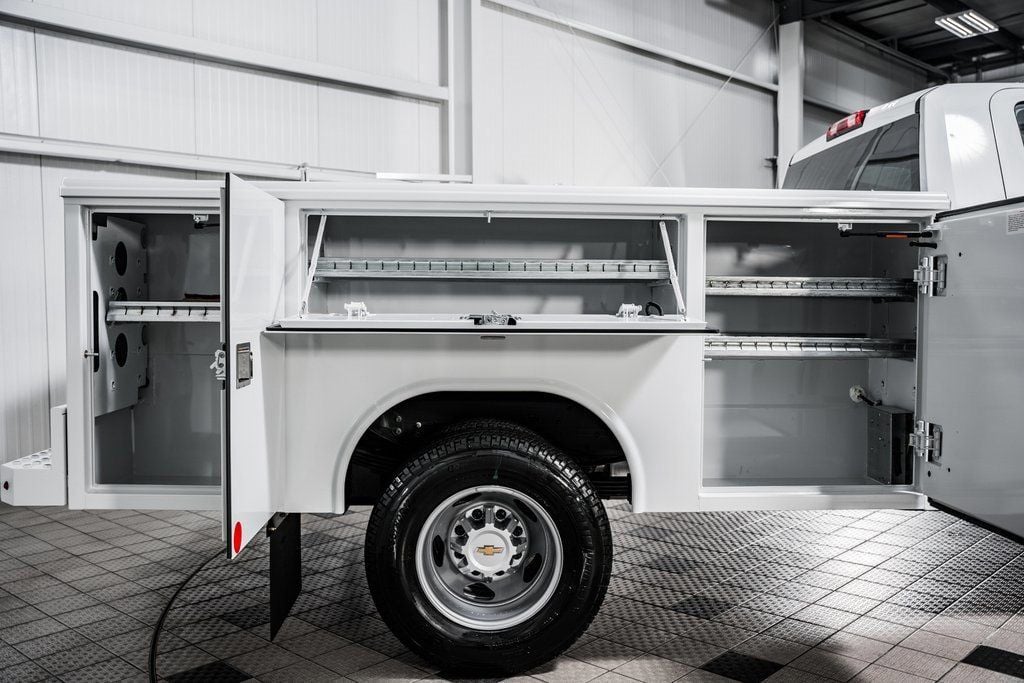 2025 Chevrolet Silverado 3500 HD Chassis Cab Work Truck - 22868350 - 27