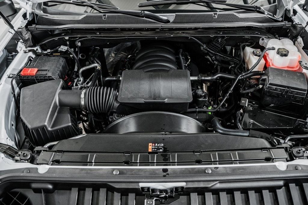 2025 Chevrolet Silverado 3500 HD Chassis Cab Work Truck - 22868350 - 28