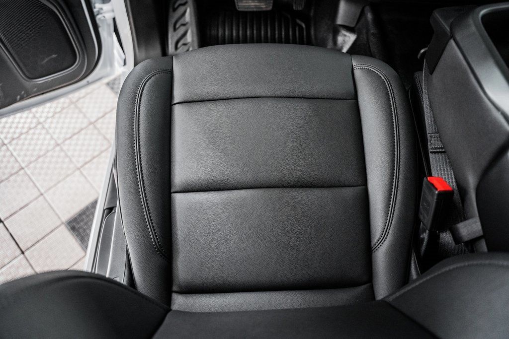 2025 Chevrolet Silverado 3500 HD Chassis Cab Work Truck - 22868350 - 37