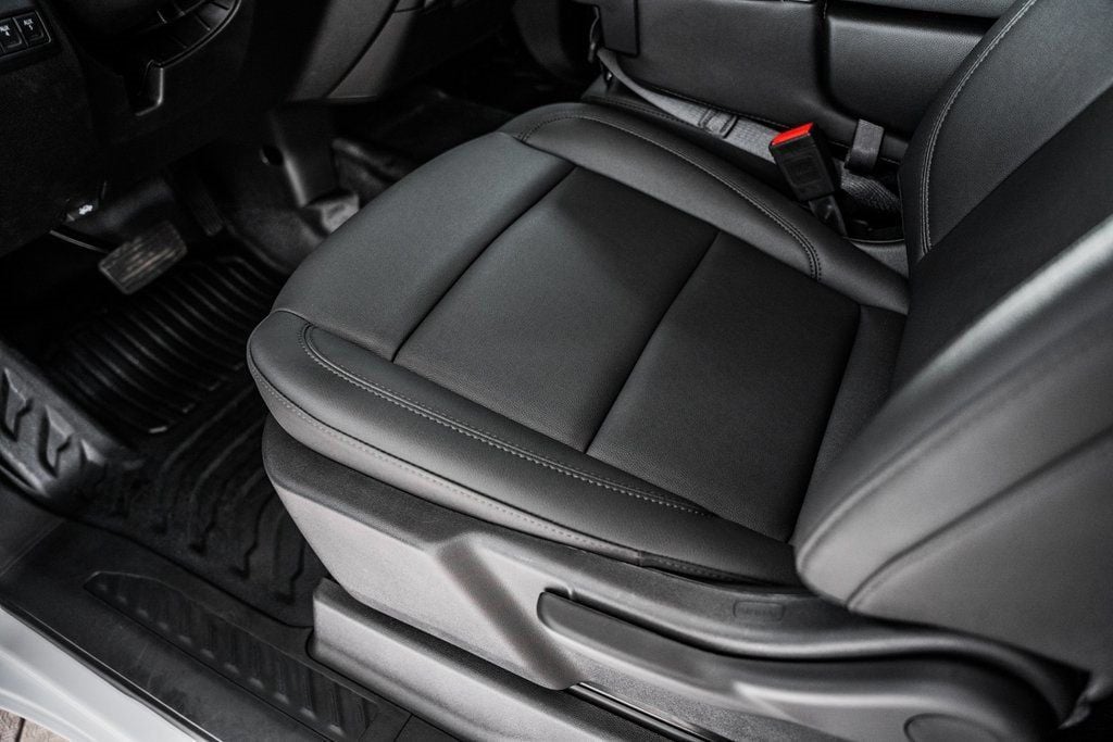 2025 Chevrolet Silverado 3500 HD Chassis Cab Work Truck - 22868350 - 38