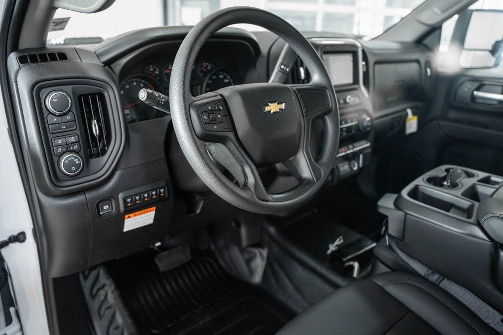2025 Chevrolet Silverado 3500 HD Chassis Cab Work Truck - 22868351 - 25