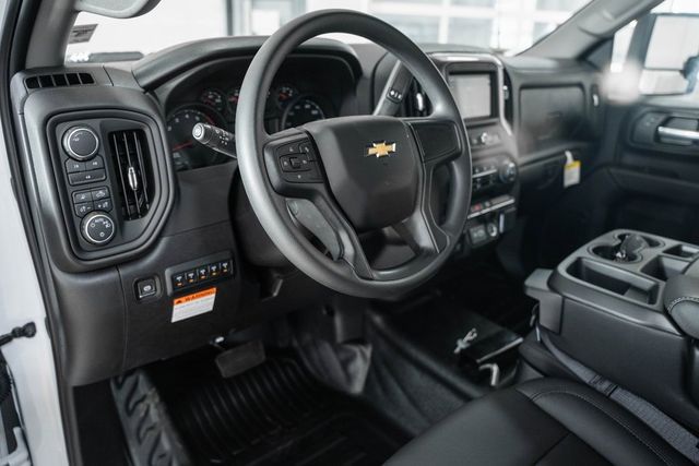 2025 Chevrolet Silverado 3500 HD Chassis Cab Work Truck - 22868351 - 25