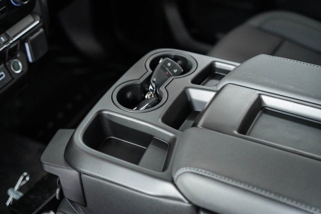 2025 Chevrolet Silverado 3500 HD Chassis Cab Work Truck - 22868351 - 34